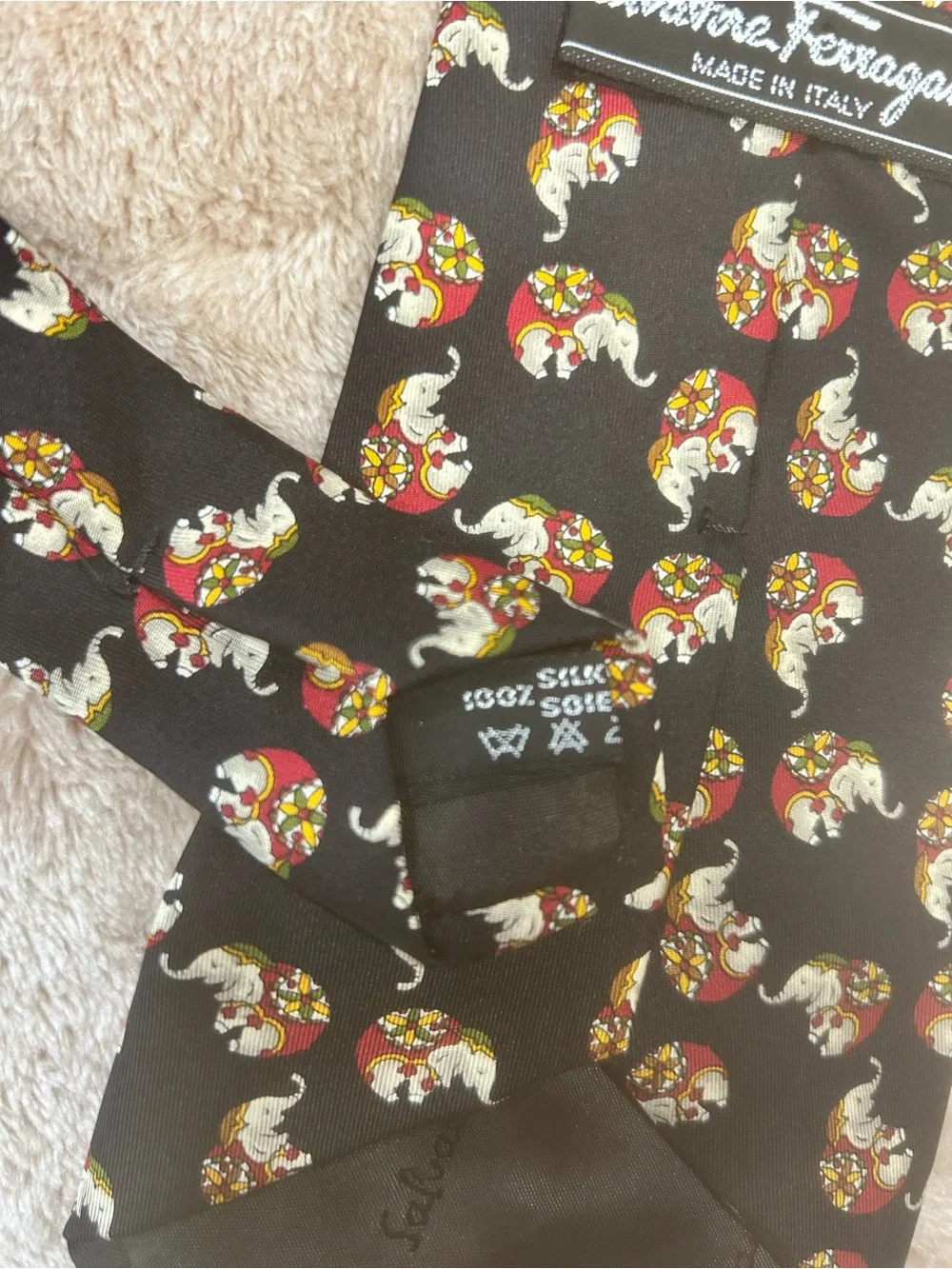 Salvatore Ferragamo Elephant Print 100% silk Tie Black Italy Designer whimsical